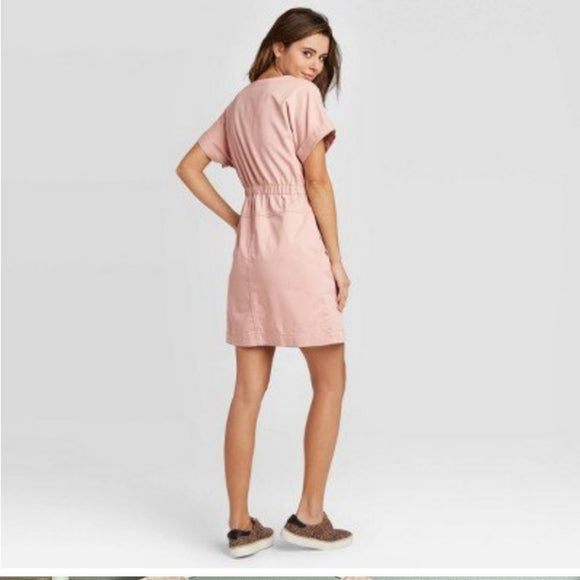 Universal Thread Women's  V-Neck  Pink mini Dress